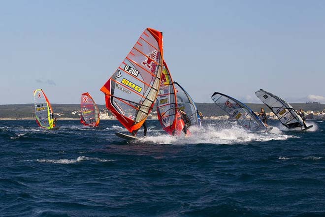 Allen leads the final - PWA Catalunya World Cup 2012 ©  John Carter / PWA http://www.pwaworldtour.com